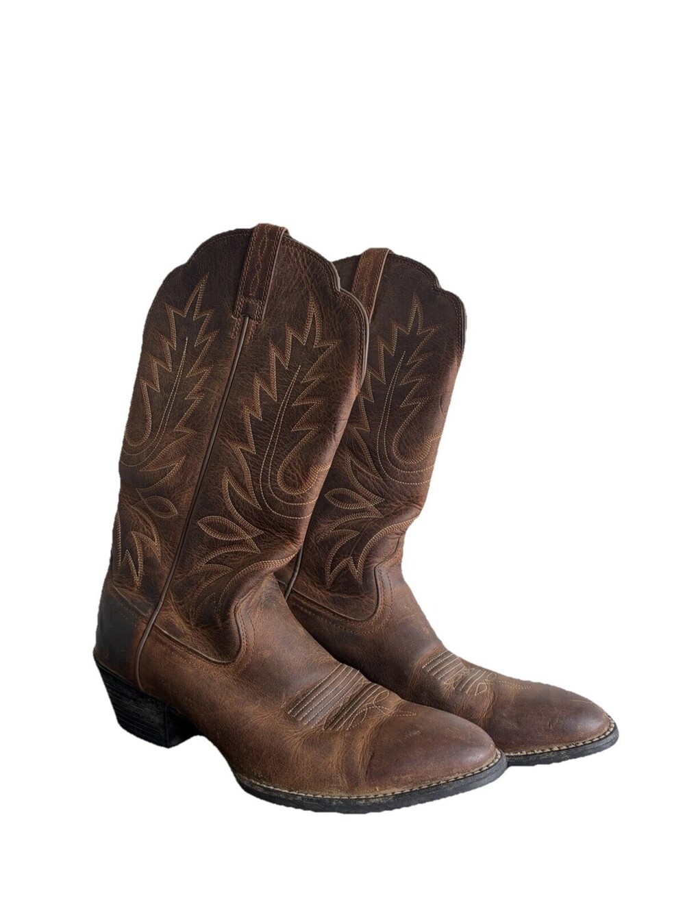 Ariat WOMEN'S 8.5 B Heritage Western ROUND Toe Boot Distressed Brown 10001021